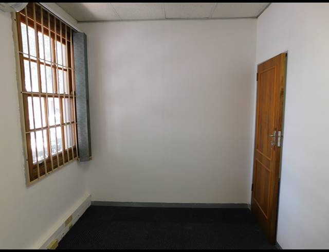 287M² OFFICE FOR SALE IN FERNDALE